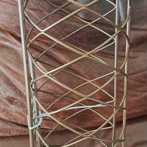 Metal Decorative Freestanding Toilet Paper Roll Holder Stand and Dispenser - Picture 5 of 9